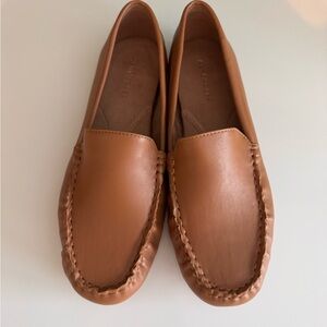 AEROSOLES Tan Leather Loafers